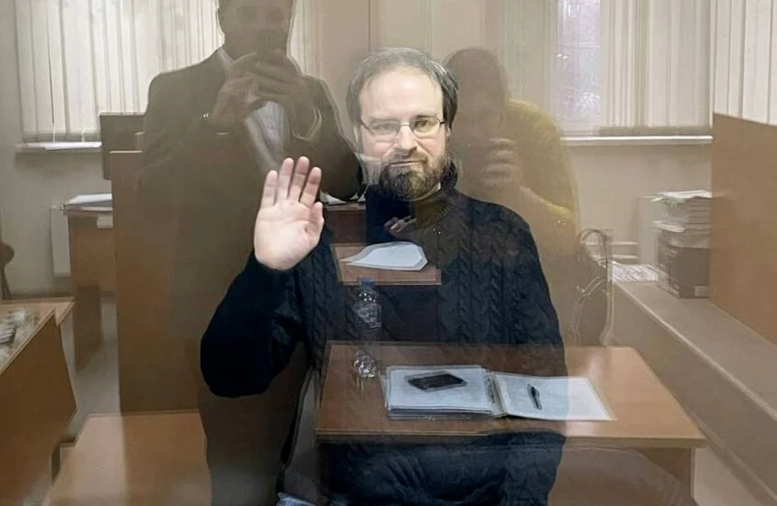 Un dirigeant bouddhiste de Moscou condamné à six ans de prison suite à un nouveau procès pour une publication anti-guerre sur les réseaux sociaux