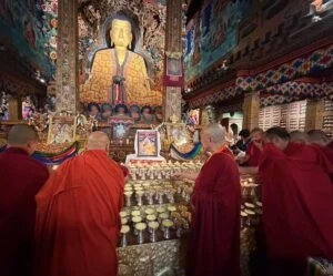 Le Bhoutan pleure le décès du vénéré maître bouddhiste SE Ngawang Tenzin